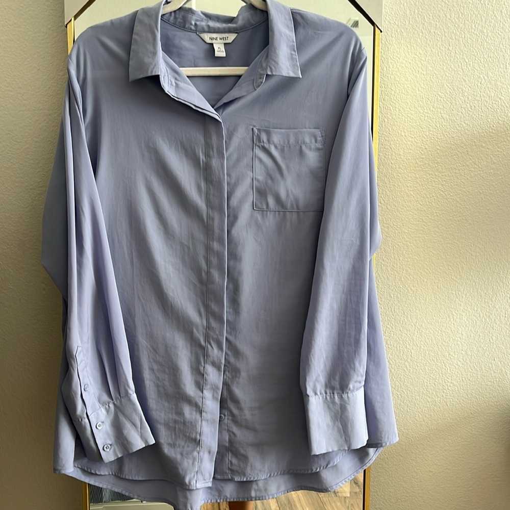Women’s Lavender blouse